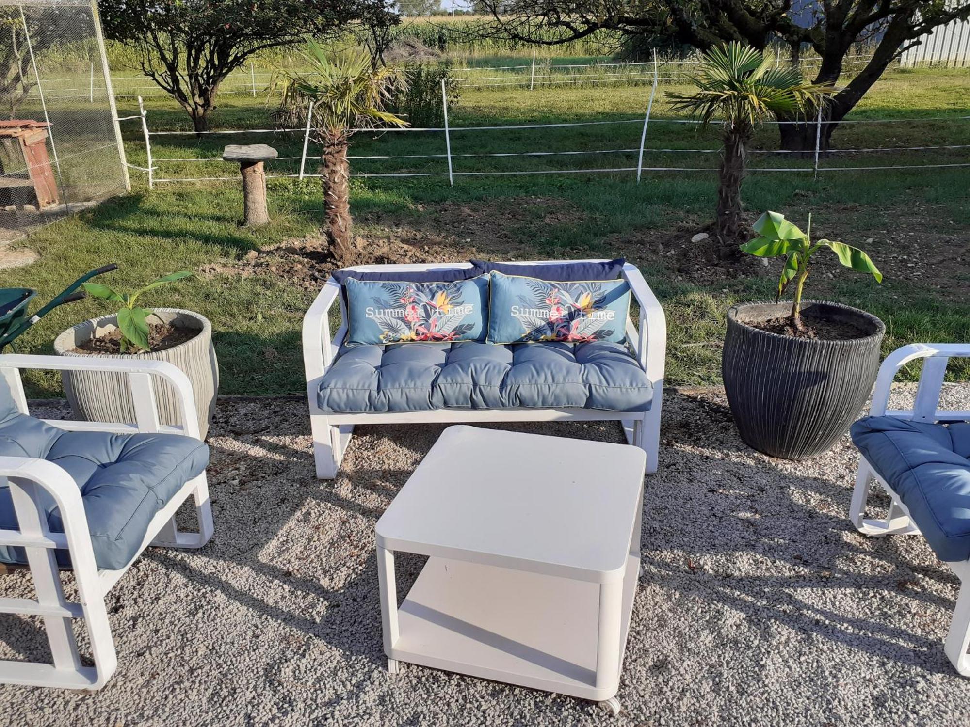 Domaine De La Borde Bed & Breakfast Damparis Exterior photo